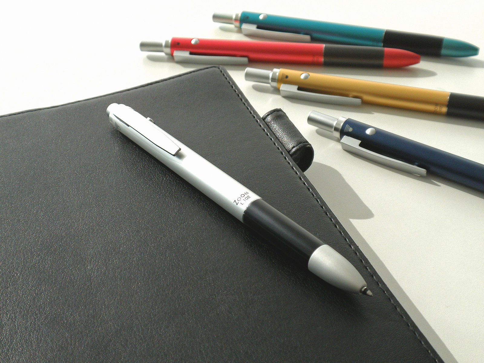 Tips for choosing and using ballpoint pens